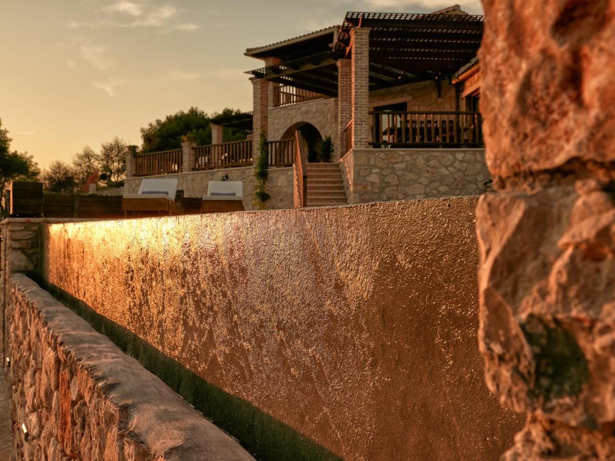 Villa Meralia Anafonitria Ngoại thất bức ảnh