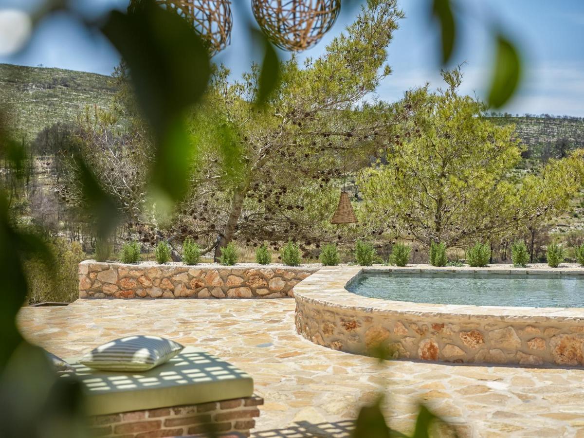 Villa Meralia Anafonitria Ngoại thất bức ảnh